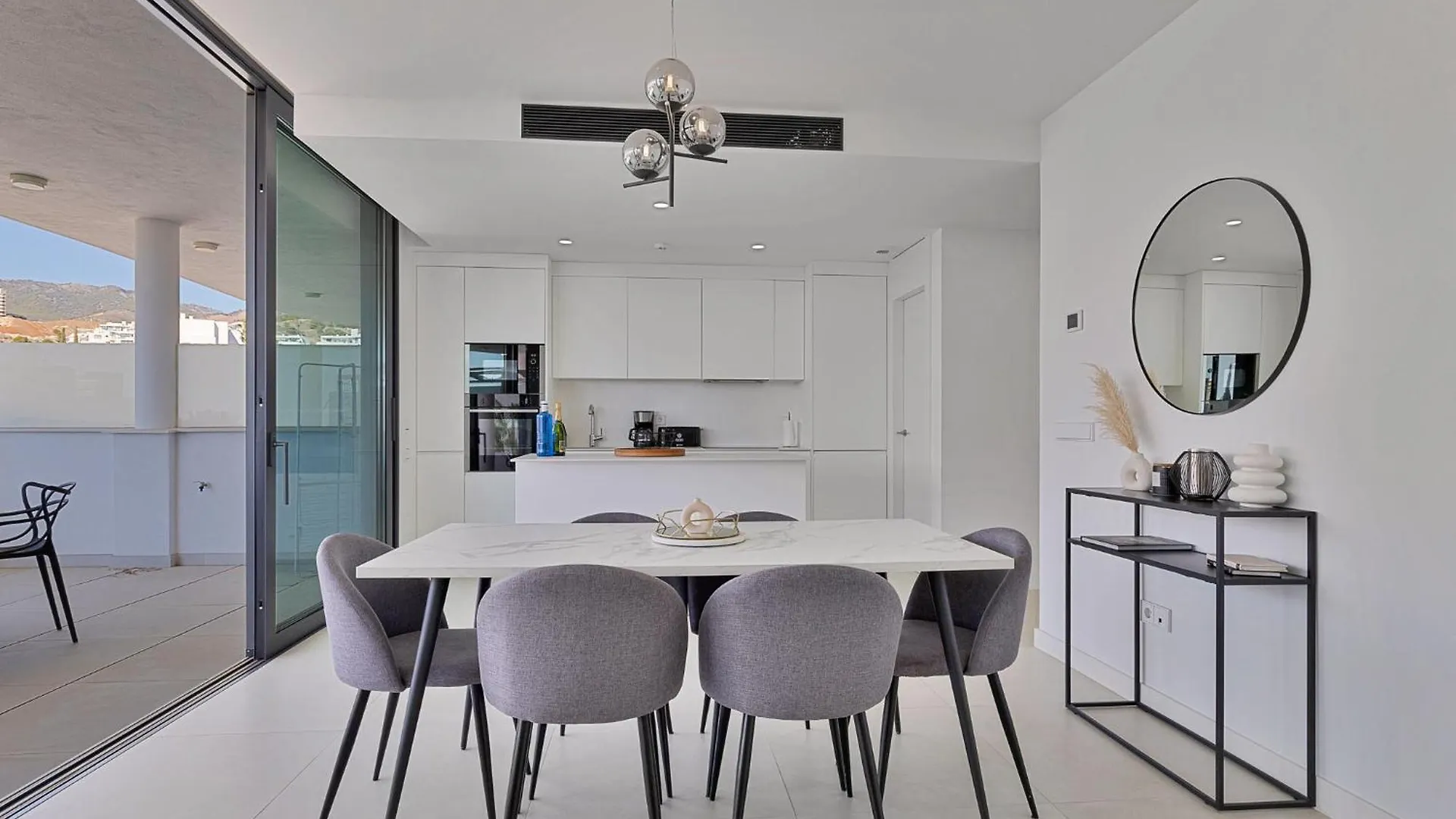 Scandinavian Modern Apartment Fuengirola